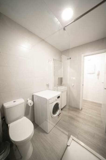 1 Room Atico Pedregalejo มาลากา ภายนอก รูปภาพ