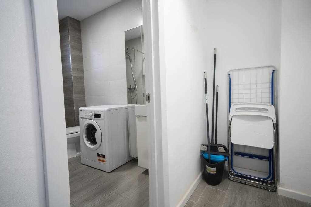 1 Room Atico Pedregalejo มาลากา ภายนอก รูปภาพ