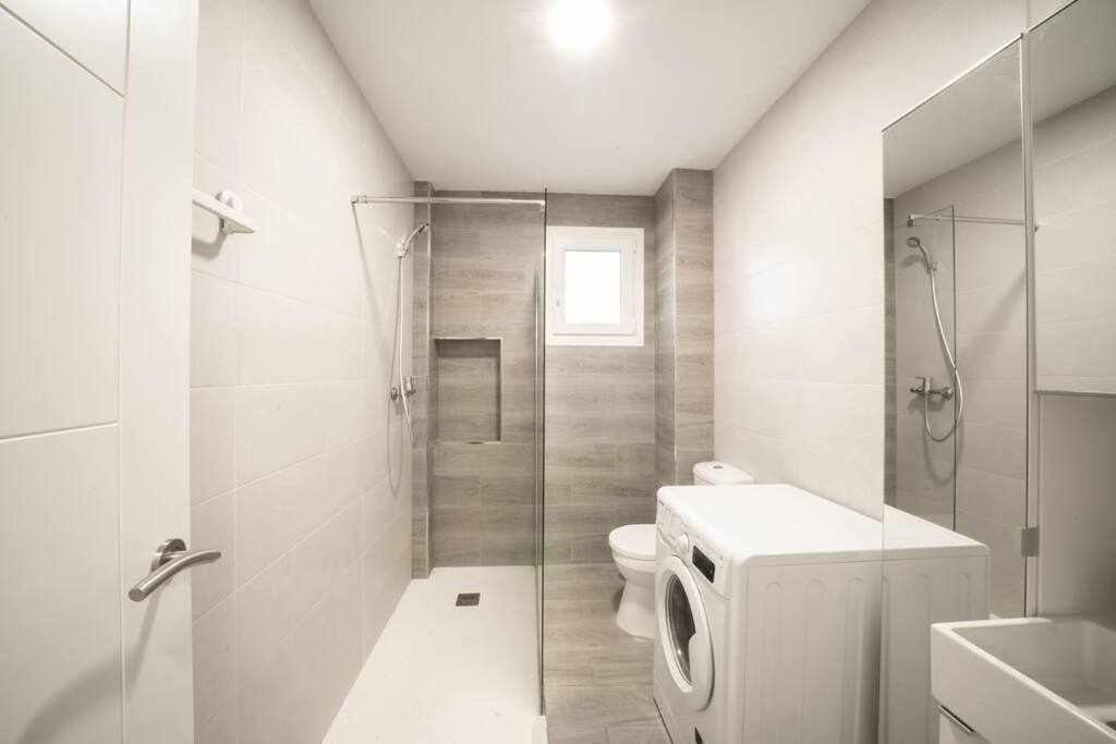 1 Room Atico Pedregalejo มาลากา ภายนอก รูปภาพ